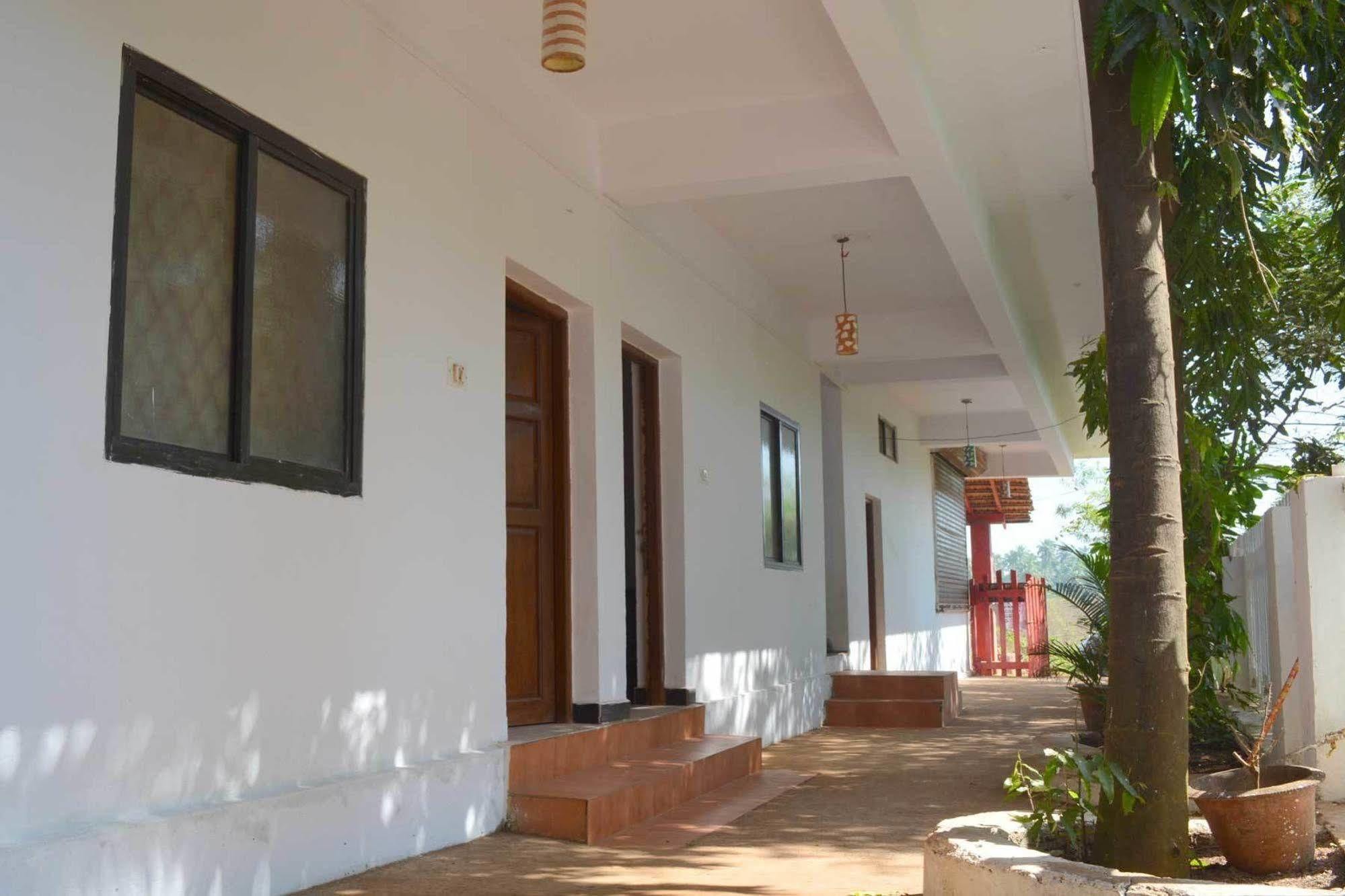 Seaprincess Guesthouse Anjuna Exterior foto